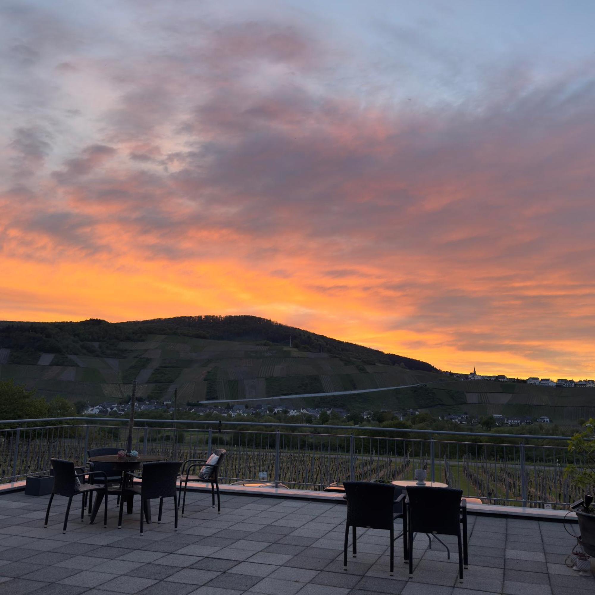 Bed and Breakfast Weingut Tiliahof Brauneberg Zewnętrze zdjęcie