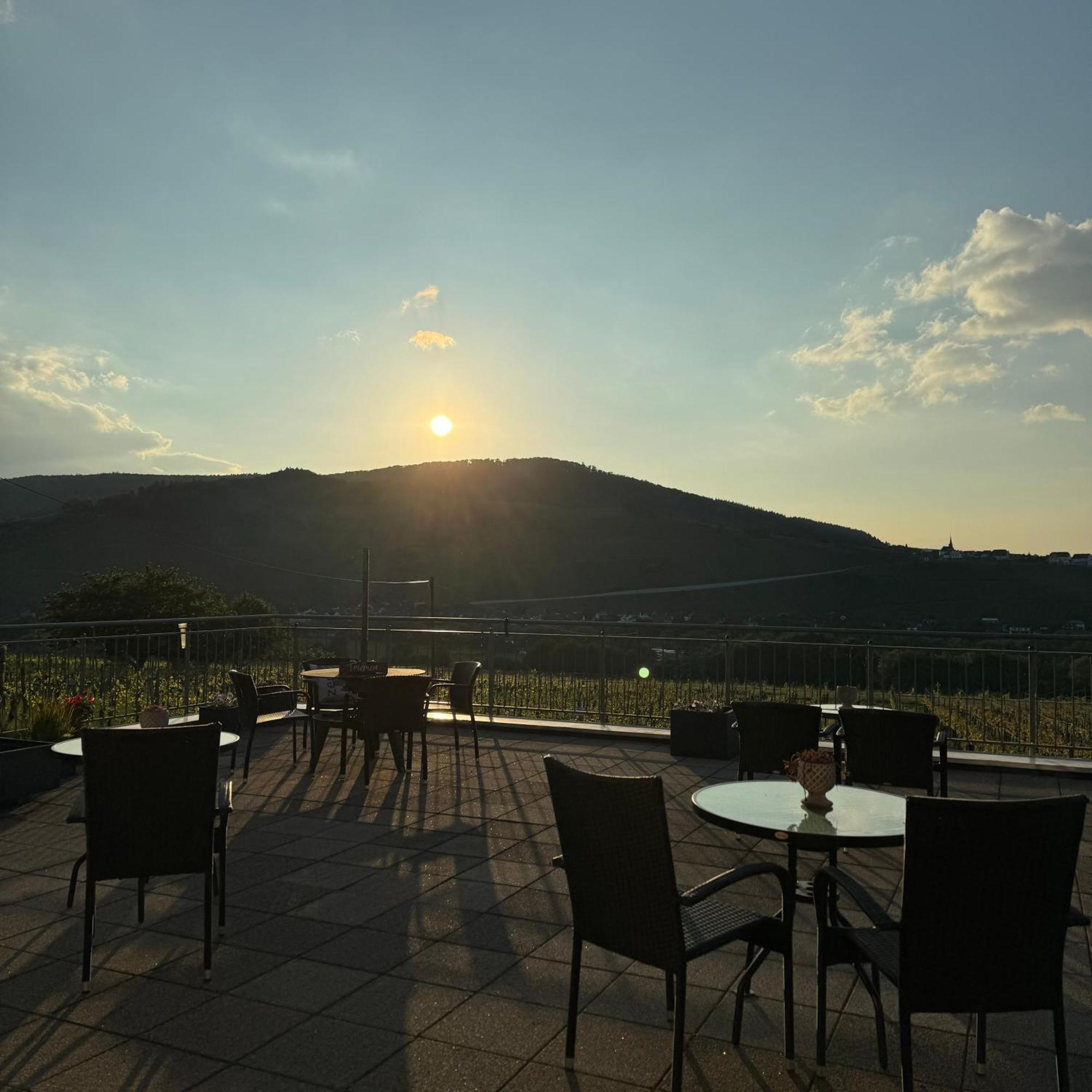 Bed and Breakfast Weingut Tiliahof Brauneberg Zewnętrze zdjęcie